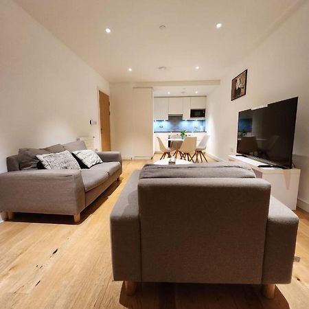 Kaf Luxury Apartment Londra Esterno foto