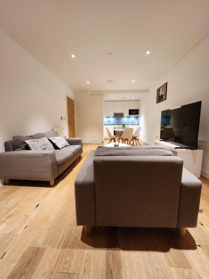 Kaf Luxury Apartment Londra Esterno foto
